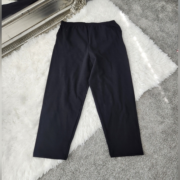 Hanes Solid Black Sweatpants. Size XL. New without Tags. - Picture 1 of 7